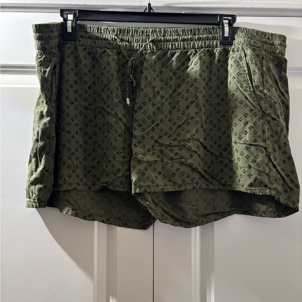 Old Navy Olive Floral Shorts